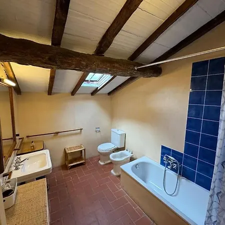 Casa Dom * SantʼAndrea di Compito